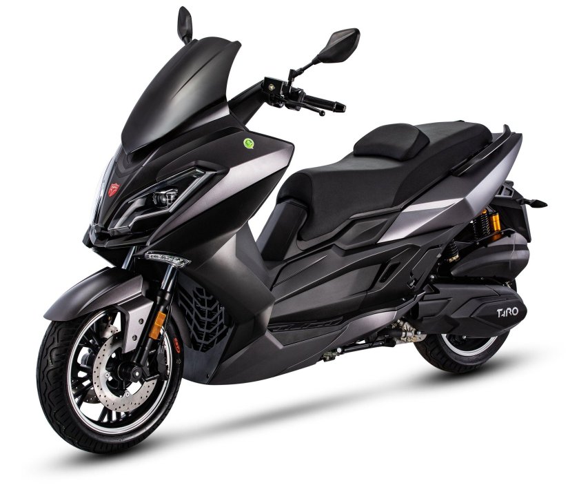 Макси скутер 50 кубов