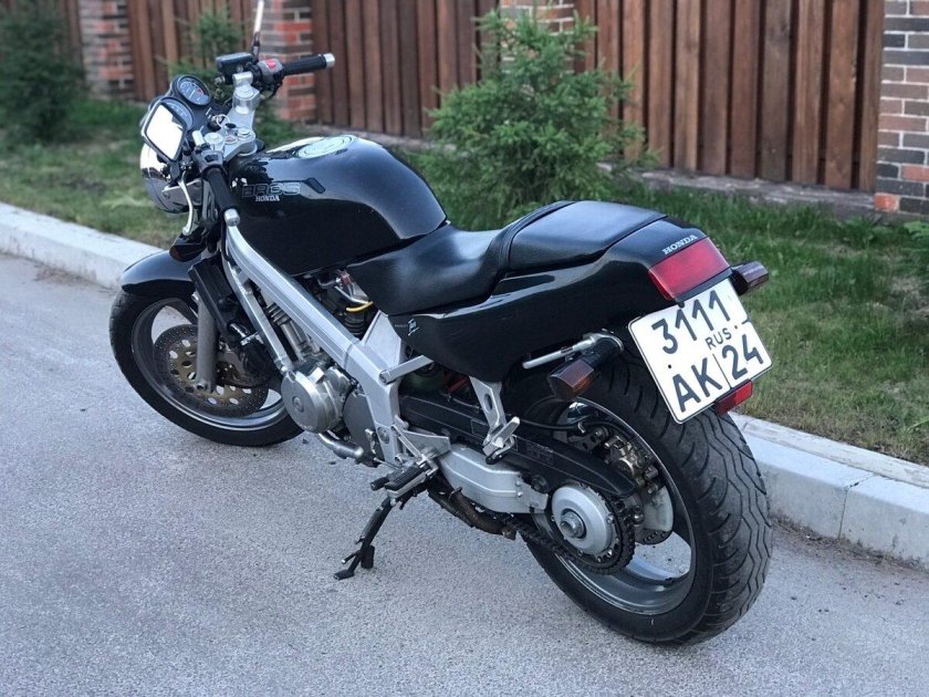 Honda Bros 400