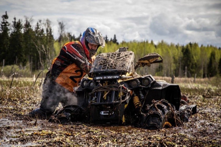 Шлем для трофи рейдов