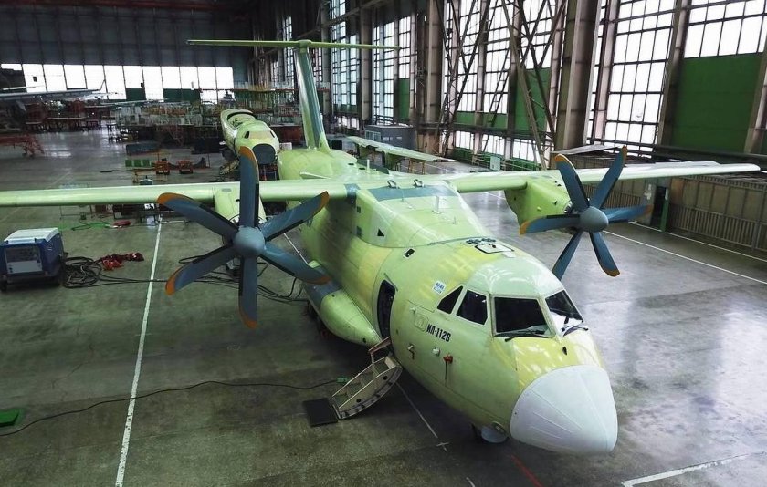 Ил-112в военно-транспортный самолёт