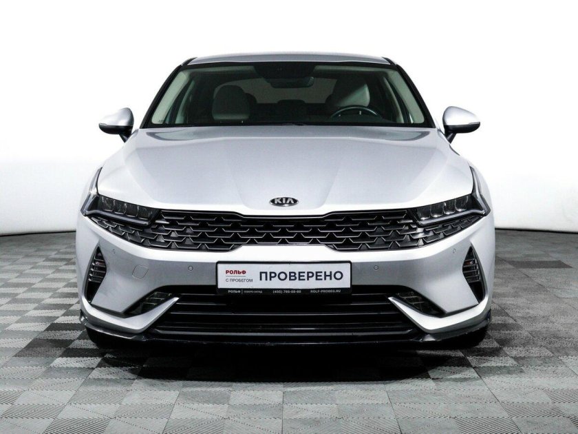 Серая киа к 5