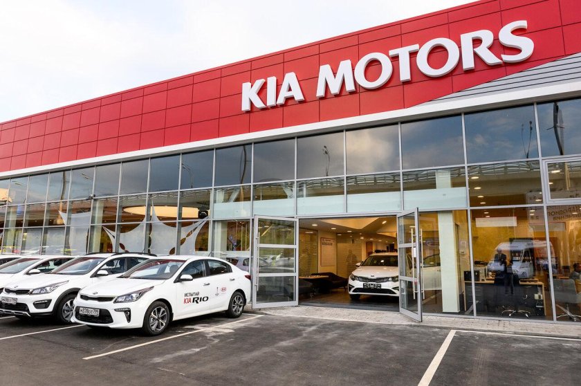 Дилерский центр РОЛЬФ В Москве