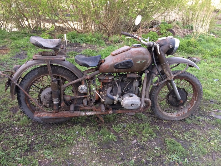 Мотоцикл Ирбит м-72