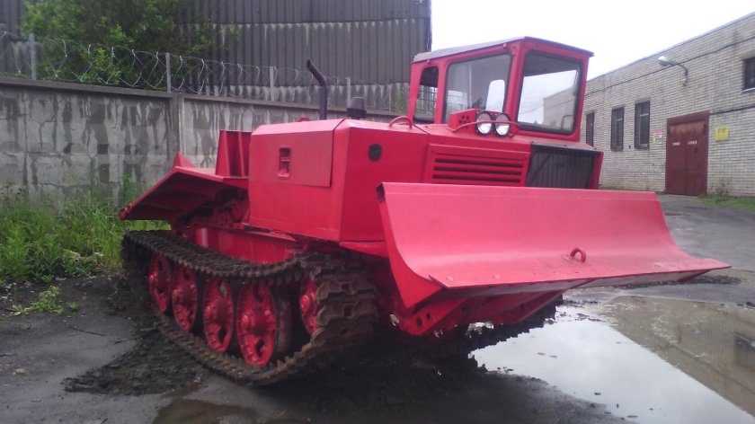 Трактор трелевочник ТДТ 55