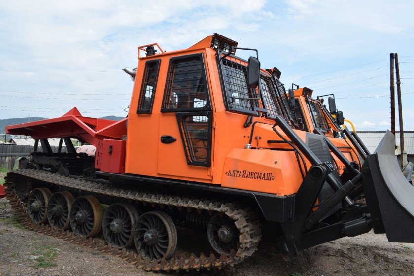 Трактор ТЛ-4 Алтайлесмаш