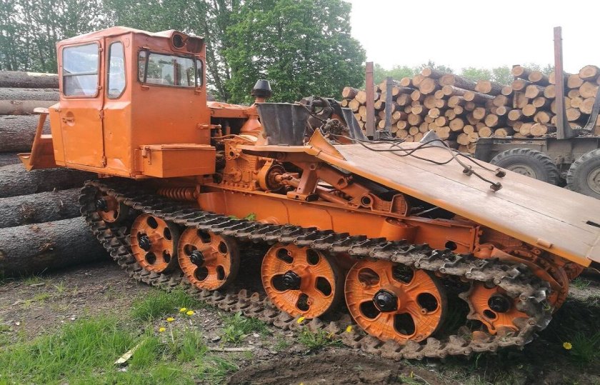 ТДТ-55 трактор