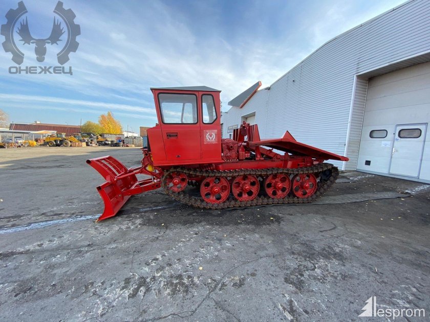 Трактор Онежец ТДТ-55
