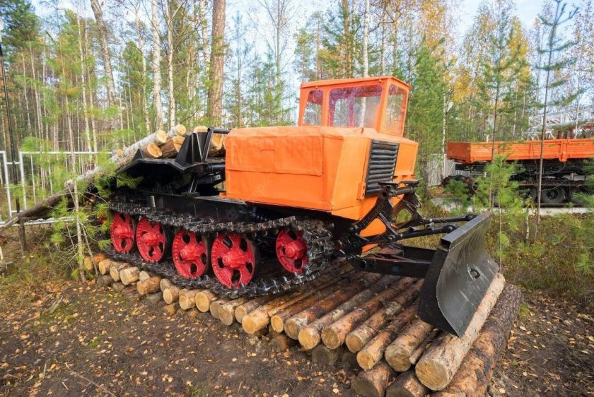 ТДТ-55 трактор