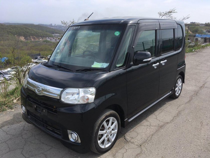 Дайхатсу танто 2011г