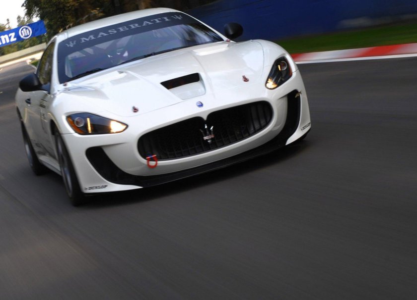 Maserati Gran Turismo MC gt4