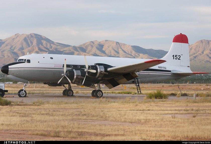 Douglas c-54d skymaster