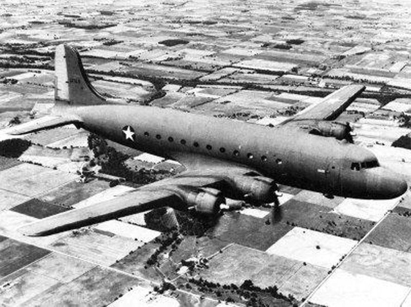 Douglas c-54 Skymaster Cargo