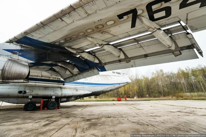 Закрылок ил 76