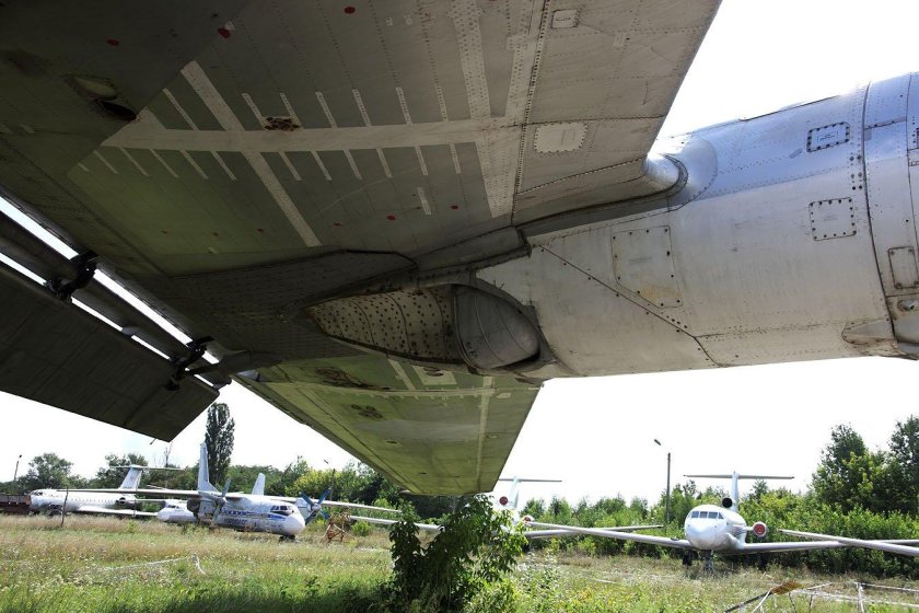 Ту-134а закрылки