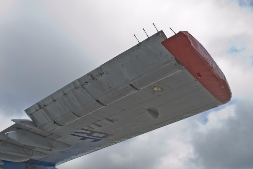 Что в обтекателях шасси ил-76