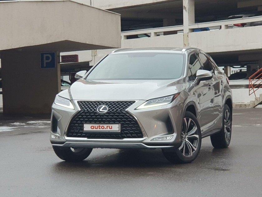 Лексус РХ 300 2021