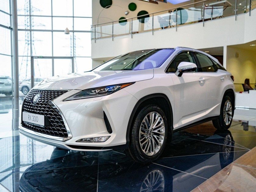 Lexus RX 2021