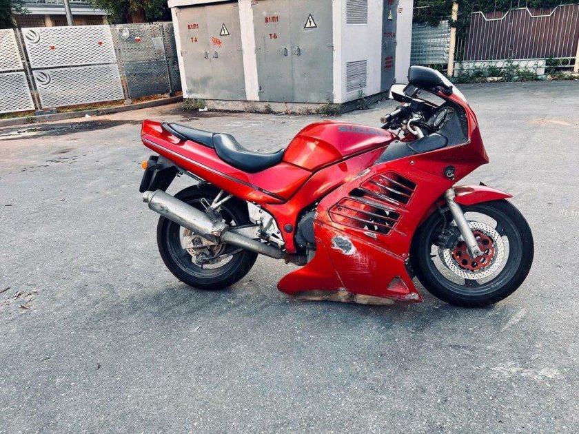 Мотоцикл suzuki