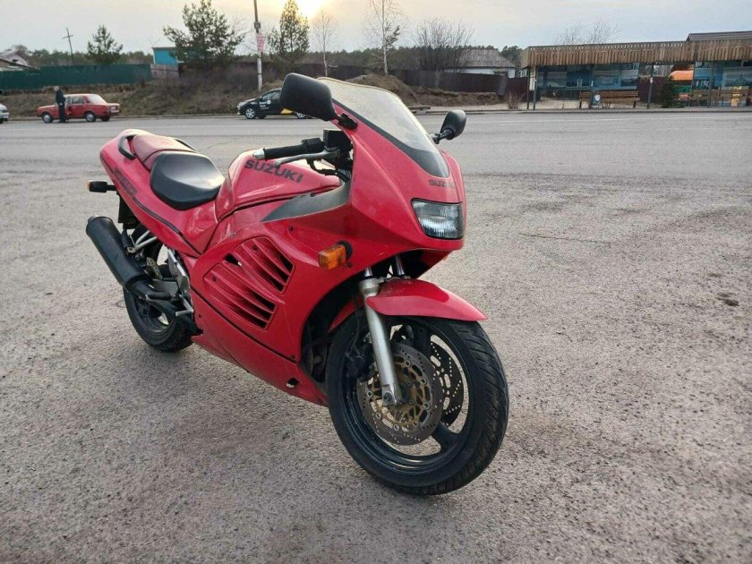 Suzuki rf 400