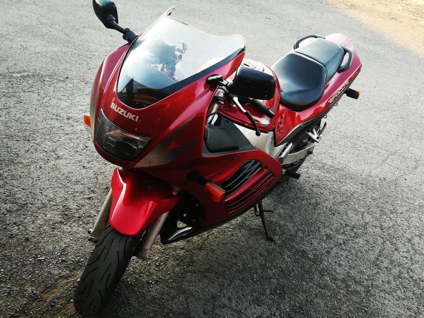 Suzuki rf400 красноголовый
