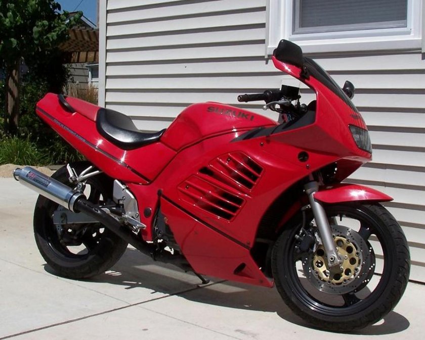 Suzuki RF 600