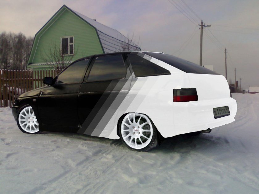 Тюнинговый ВАЗ 2112