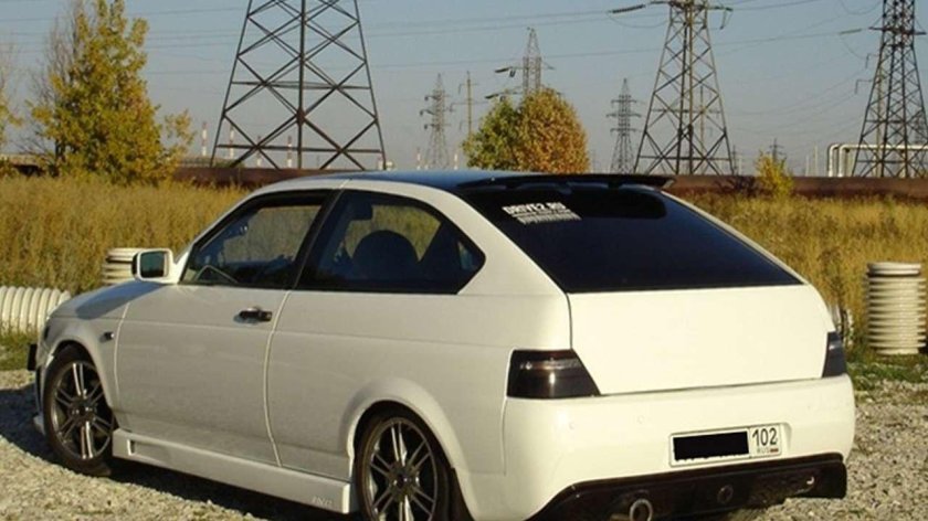 Тюнингованный ВАЗ 2112