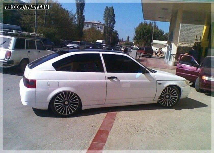 ВАЗ 2112 купе белая