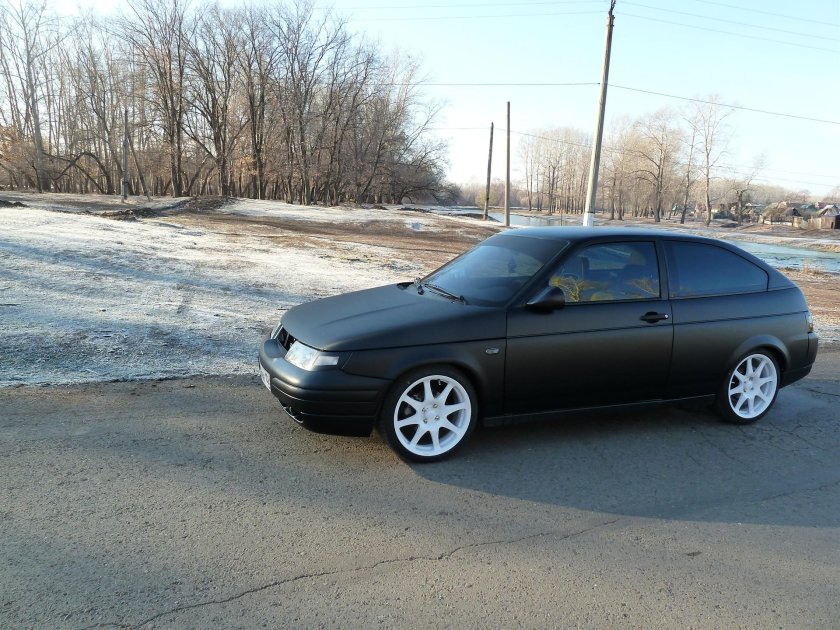 ВАЗ 2112 купе на сликах