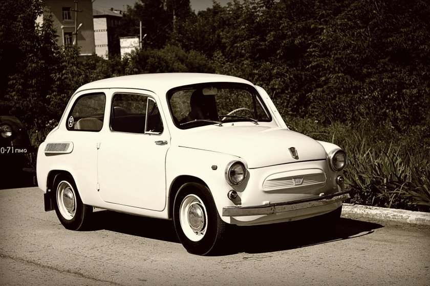 Запорожец автомобиль горбатый