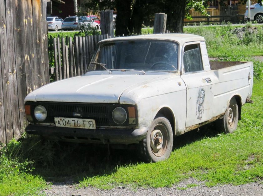 Москвич 27151