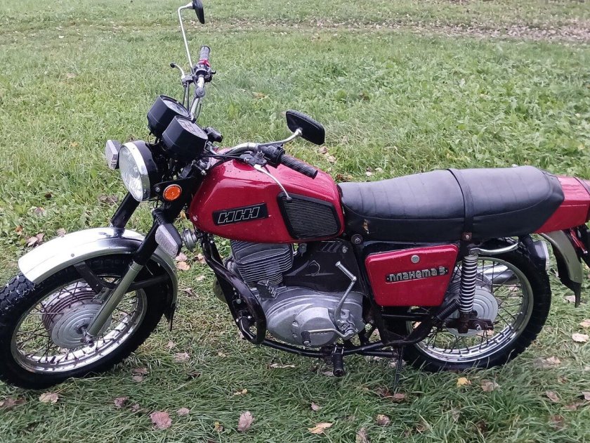Мотоцикл иж планета 5
