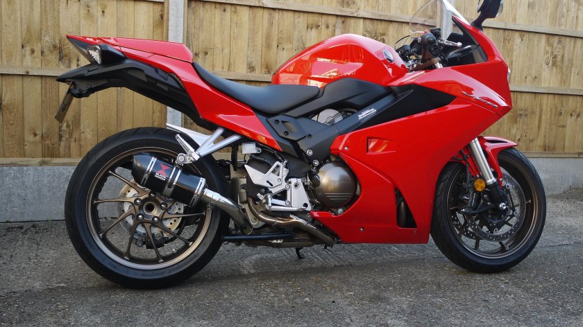 Хонда ВФР 800