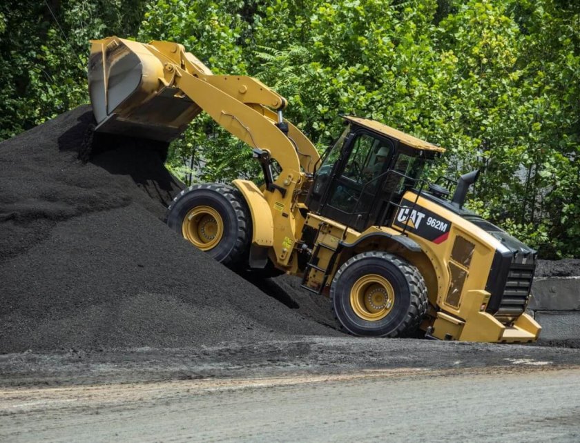 Фронтальный погрузчик Катерпиллер 962