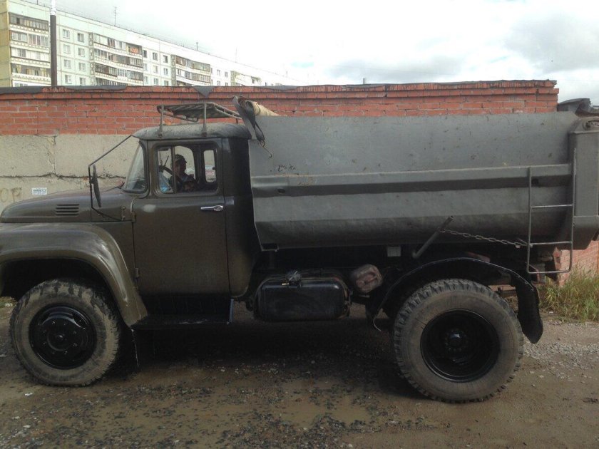 ЗИЛ 130 самосвал колхозник