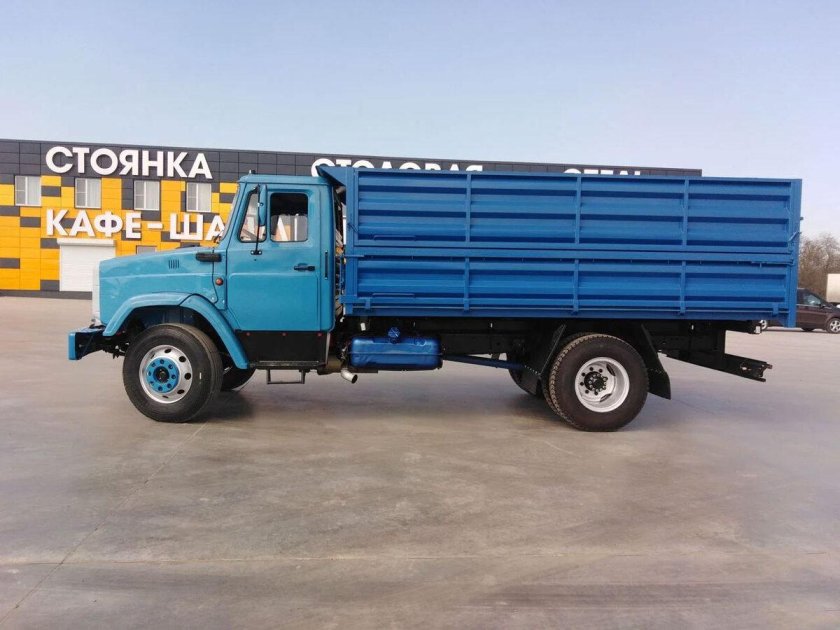 Грузовик ЗИЛ 4331 самосвал