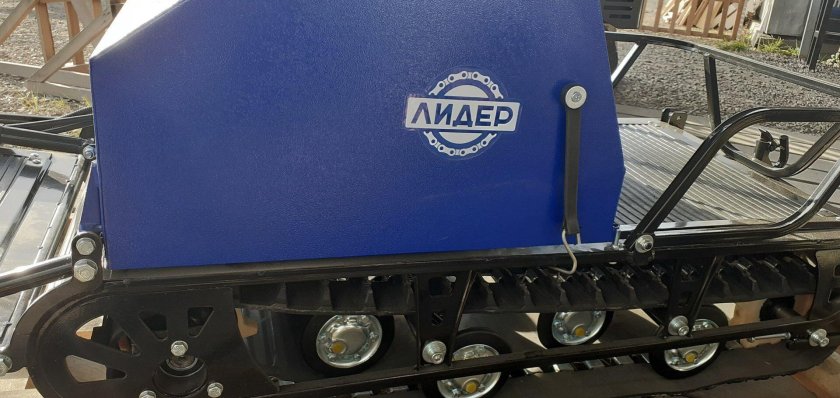Мотобуксировщик Лидер Сигма 2 8 л.с с лыжным модулем