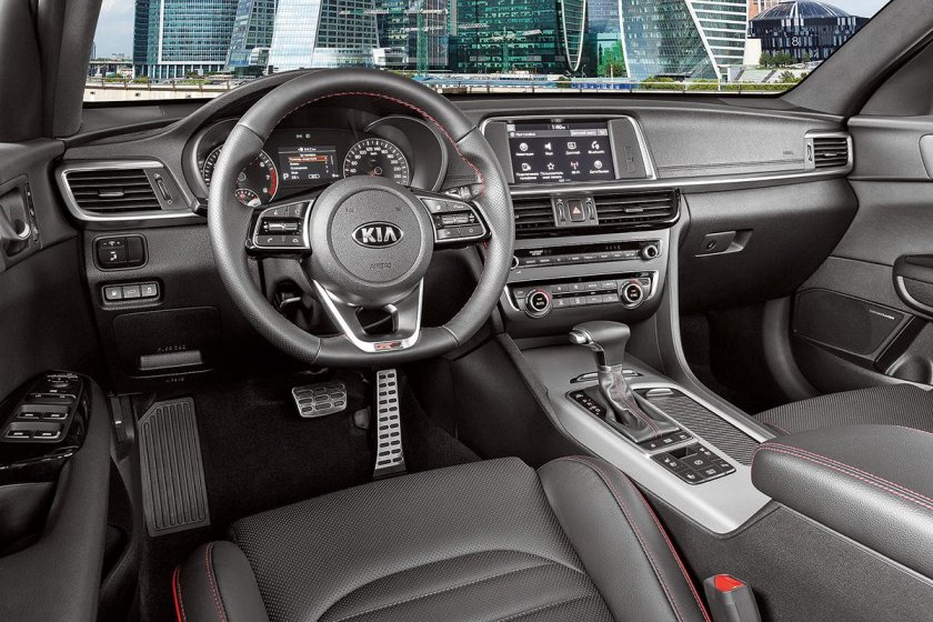 Kia Optima 2019 салон