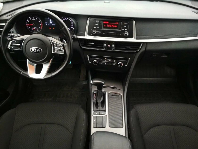 Kia Optima 4 салон