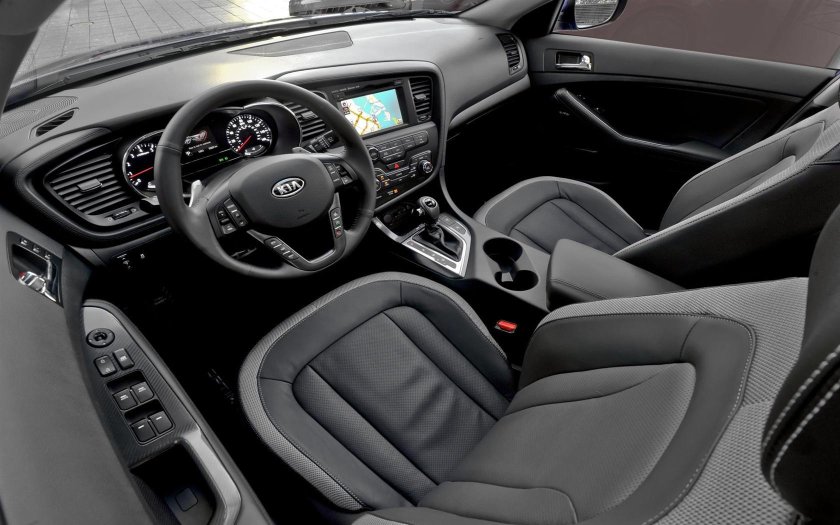 Kia Optima 2012 салон