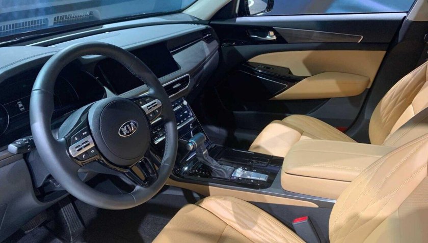 Седан Kia Cadenza 2020