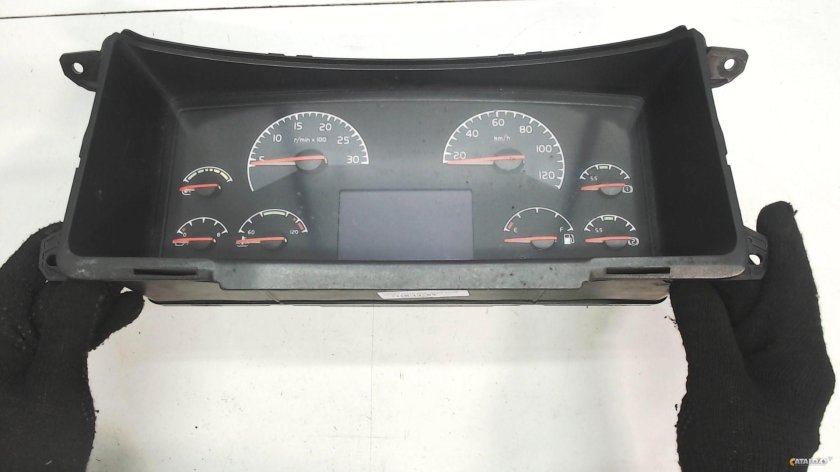 Панель приборов Вольво fh12