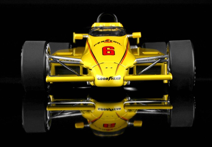 Автомобиль формулы 1