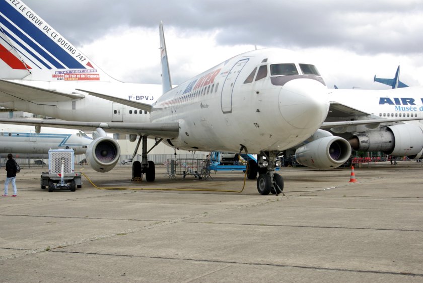 Mercure самолет