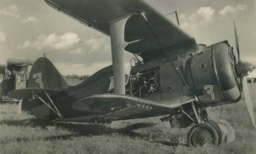 Истребитель – биплан и-153