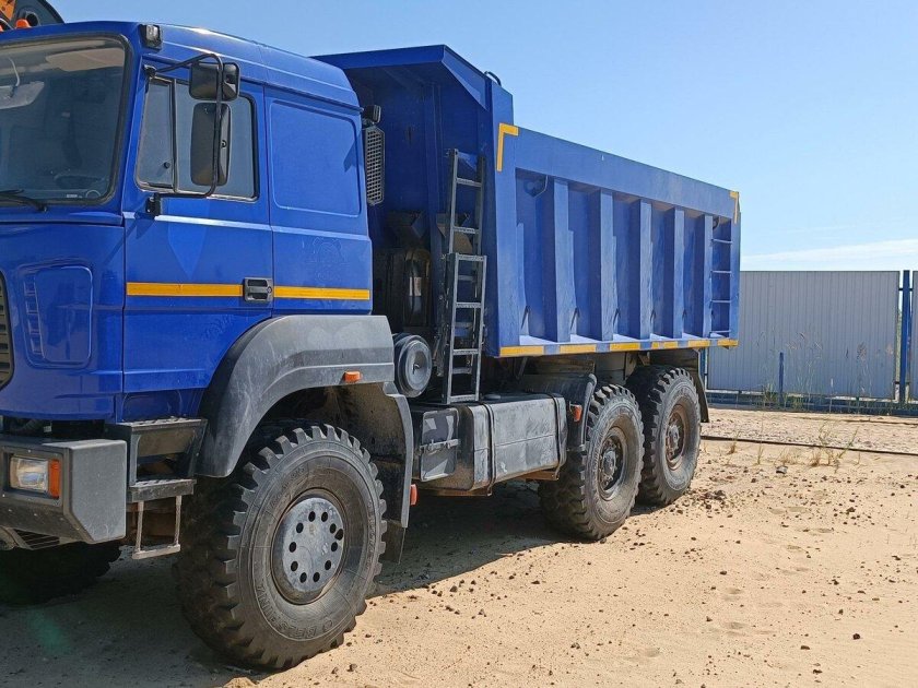 Урал-6370 фото