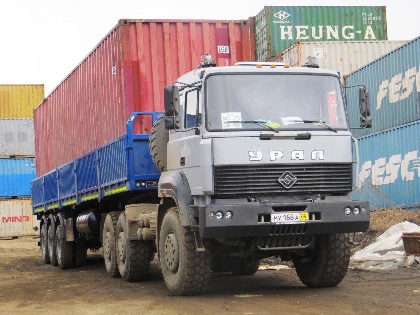 Урал-6370 грузовик