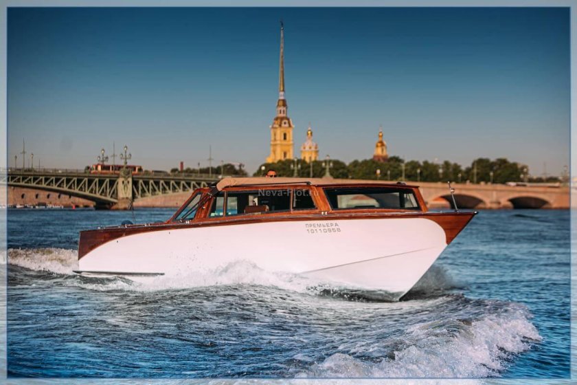 Катер премьера в СПБ