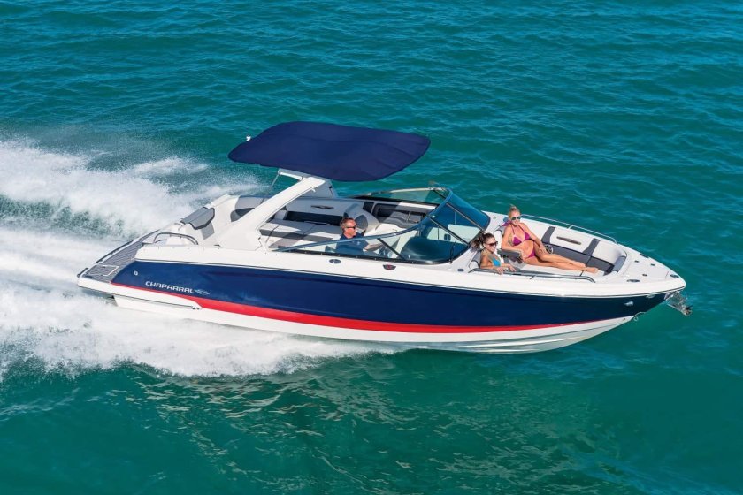 Катер Chaparral 320