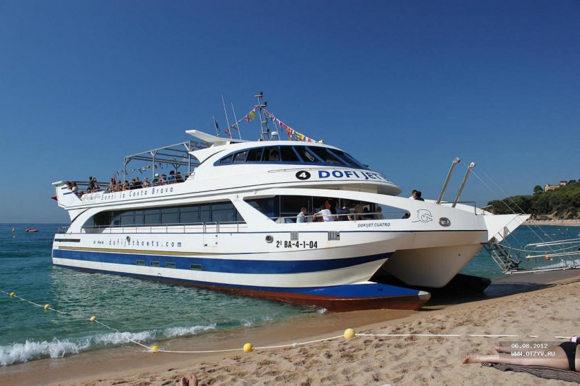 Катер прогулочный